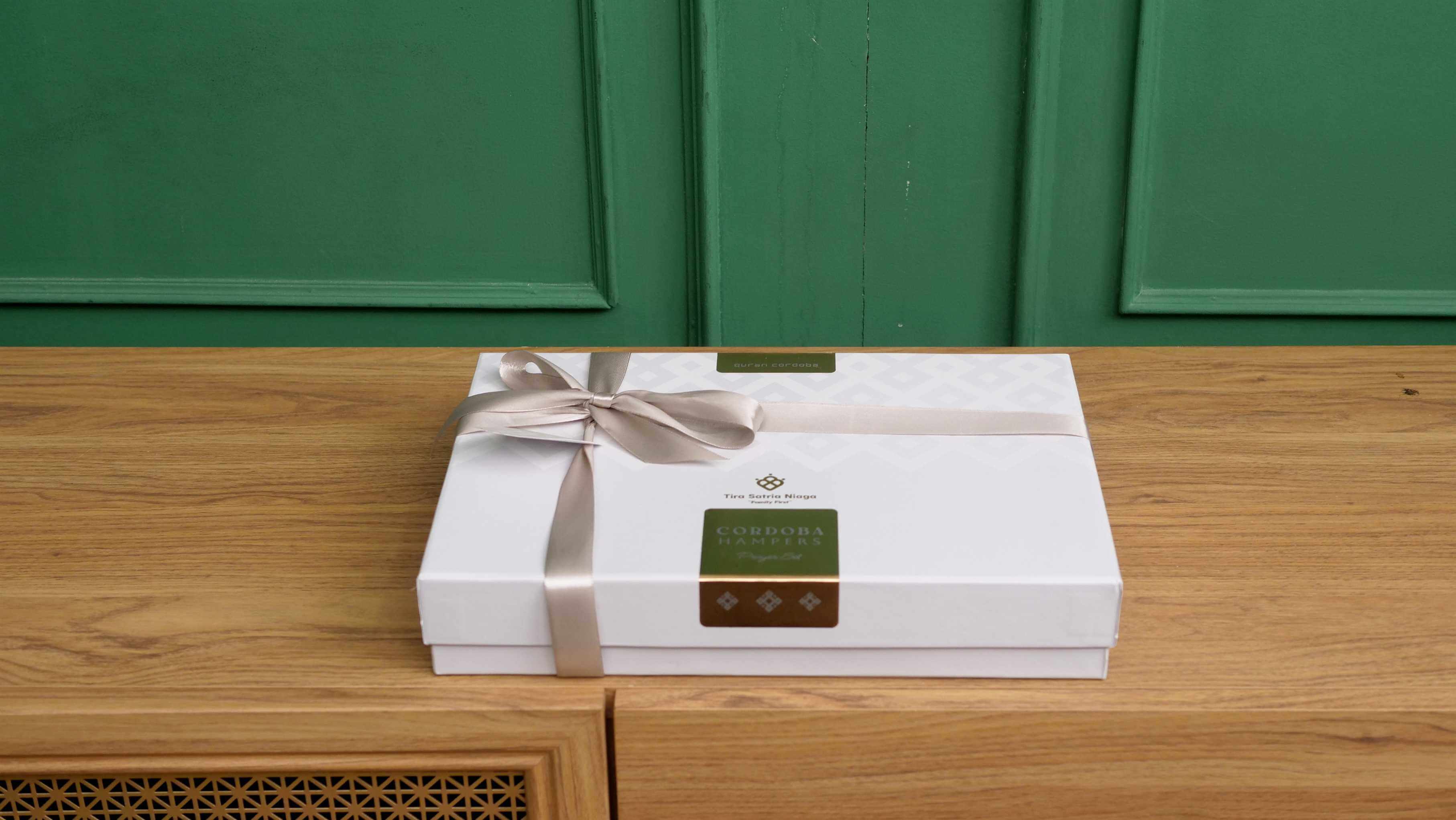 Cordoba Hampers Prayer Set - Couple